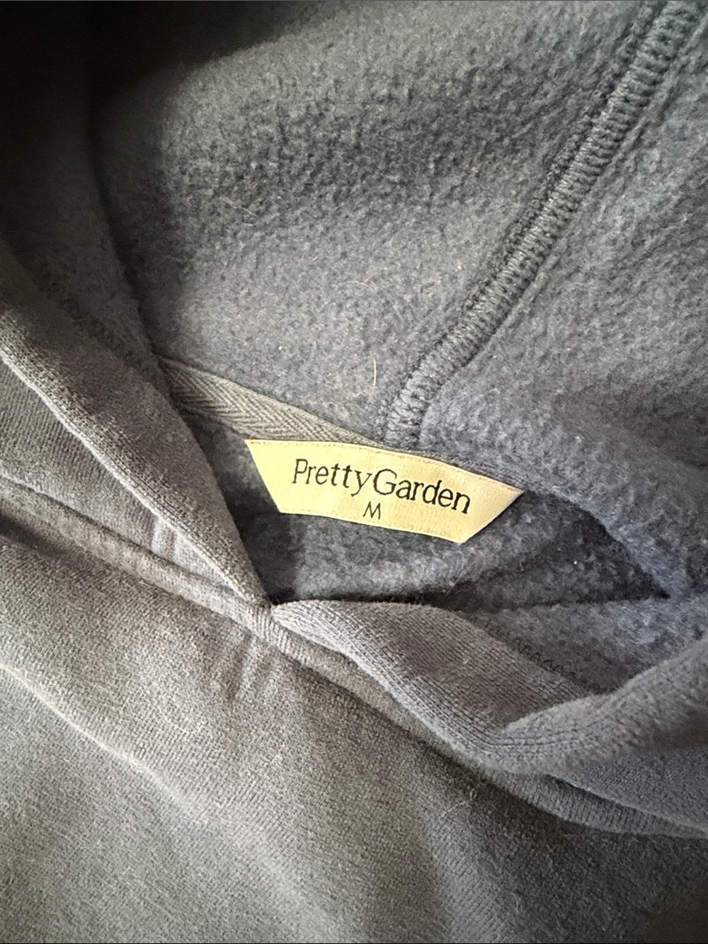 Navy blue jogging suit from Amazon. - Picture 2 of 3